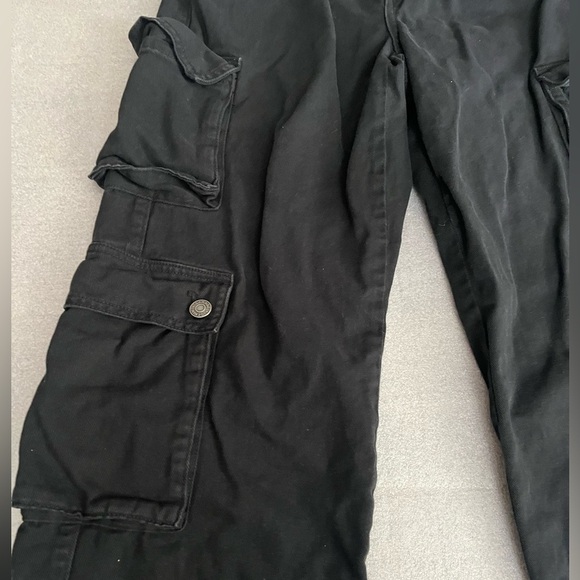 [05/S/Ins30”]Garage Black Wide Leg Low Rise Cargo Jeans - Picture 4 of 10